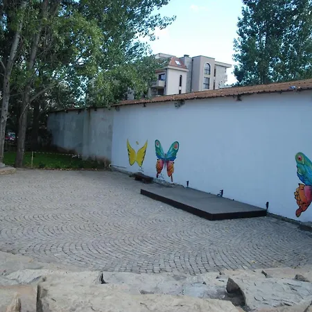 Apartment тwo Bedroom Children Friendly